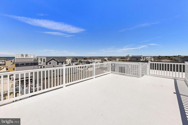 262 N 14TH ST, Surf City, NJ 08008
