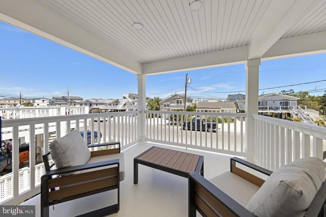 262 N 14TH ST, Surf City, NJ 08008