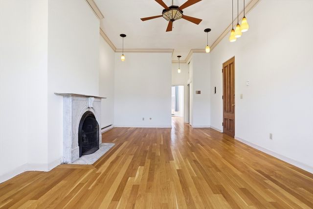 312 Columbus Ave 4, Boston, MA 02116