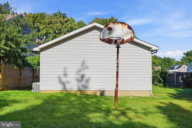 347 MARION AVE, Westville, NJ 08093