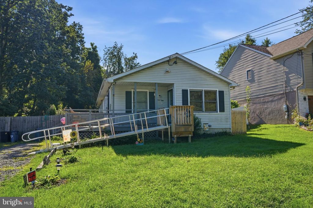 347 MARION AVE, Westville, NJ 08093