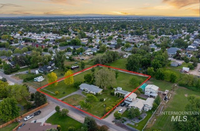 2661 N Dalton Lane, Boise, ID 83704