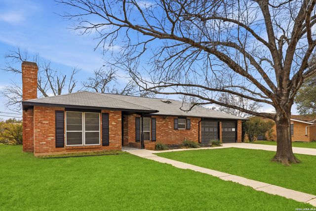 426 ZEPHYR DR, Windcrest, TX 78239