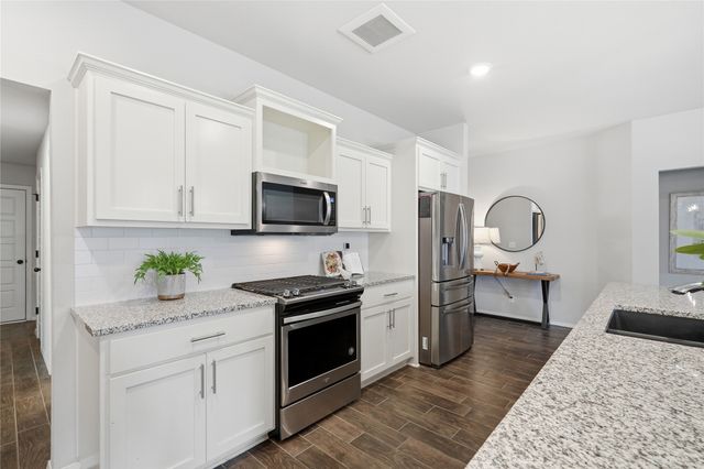 2612 W 114th Place S, Jenks, OK 74037
