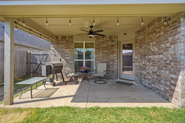 2612 W 114th Place S, Jenks, OK 74037