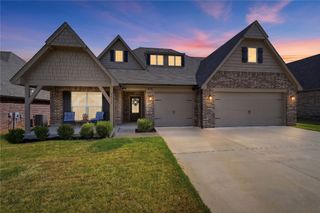 2612 W 114th Place S, Jenks, OK 74037