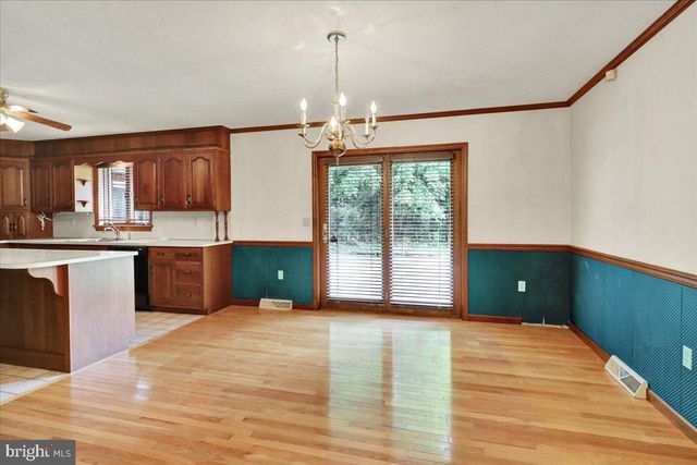 283 WITMER, Mohnton, PA 19540
