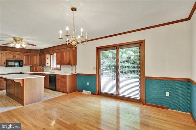 283 WITMER, Mohnton, PA 19540