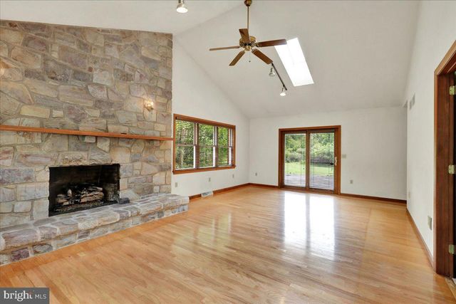 283 WITMER, Mohnton, PA 19540