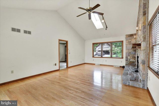 283 WITMER, Mohnton, PA 19540