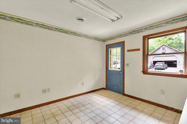283 WITMER, Mohnton, PA 19540