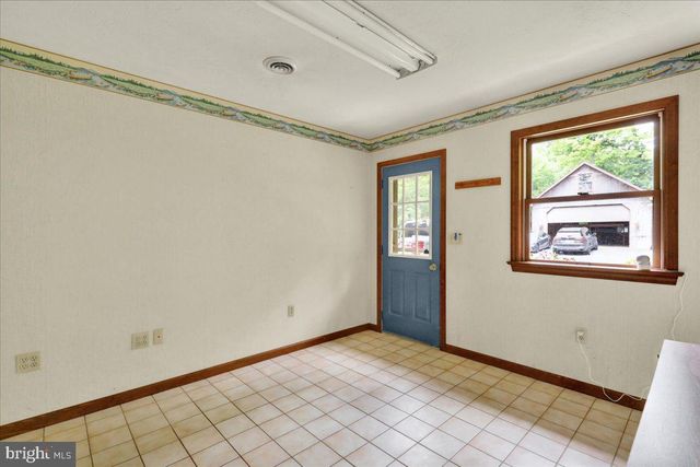 283 WITMER, Mohnton, PA 19540