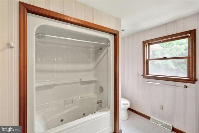 283 WITMER, Mohnton, PA 19540