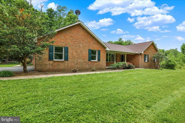 283 WITMER, Mohnton, PA 19540