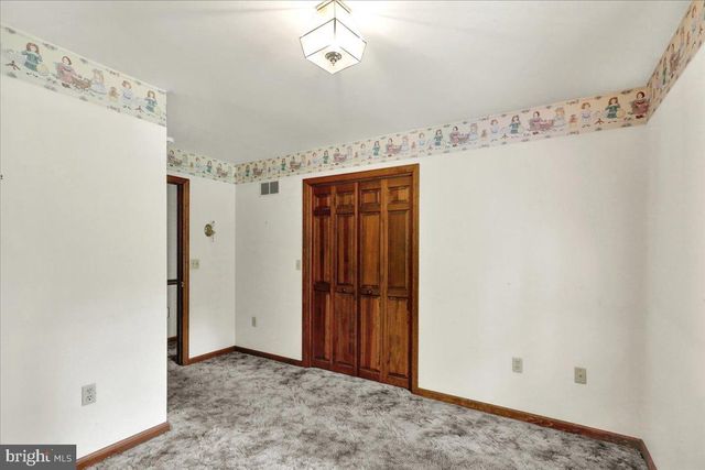 283 WITMER, Mohnton, PA 19540