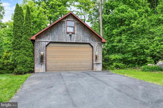 283 WITMER, Mohnton, PA 19540