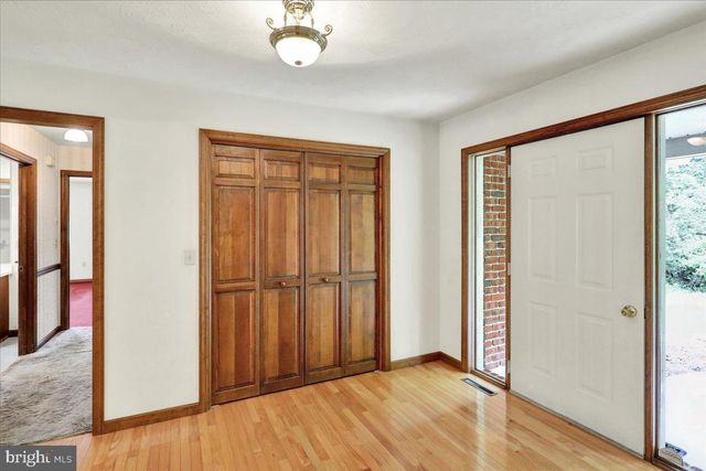 283 WITMER, Mohnton, PA 19540
