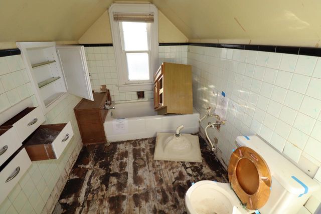 1201 9th Ave W, Ashland, WI 54806