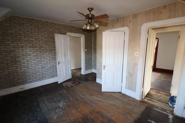 1201 9th Ave W, Ashland, WI 54806