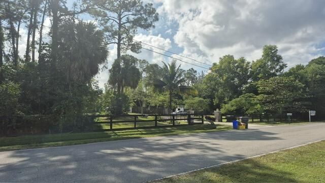 13706 44th Place N, West Palm Beach, FL 33411