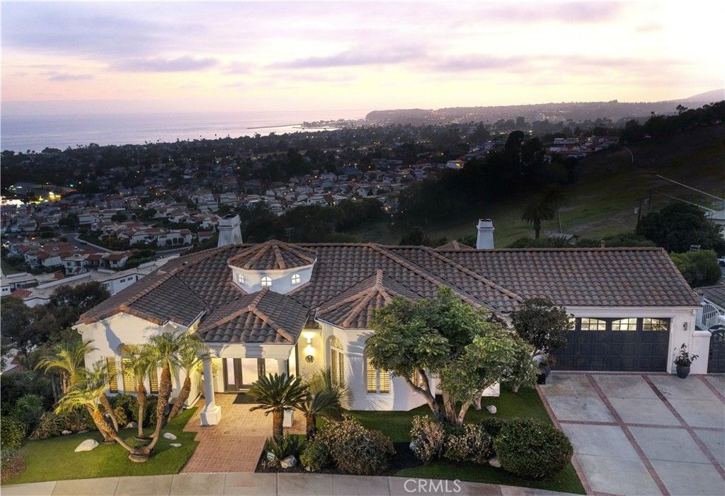 Image 1 of property listing at 3 Via Pasa, San Clemente, CA 92673