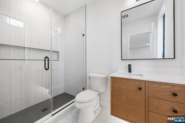 242 Hardenburgh Avenue, Demarest, NJ 07627