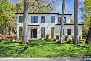 242 Hardenburgh Avenue, Demarest, NJ 07627