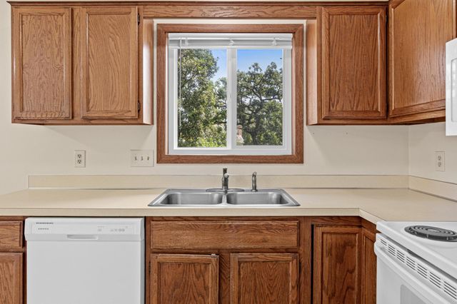 10563 Martin Street NW, Coon Rapids, MN 55433