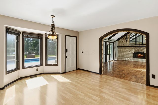 705 Weston Park Drive, Powell, OH 43065
