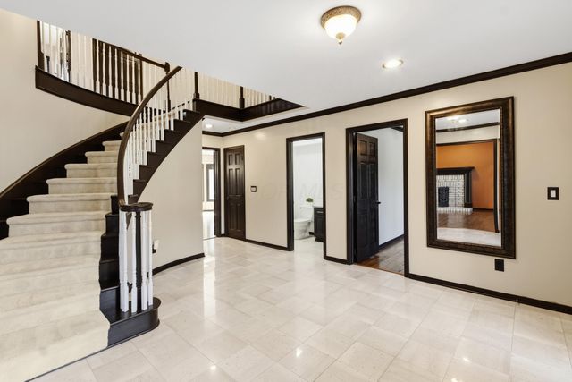 705 Weston Park Drive, Powell, OH 43065