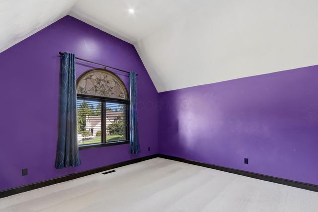 705 Weston Park Drive, Powell, OH 43065