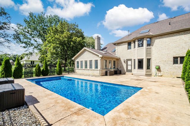 705 Weston Park Drive, Powell, OH 43065
