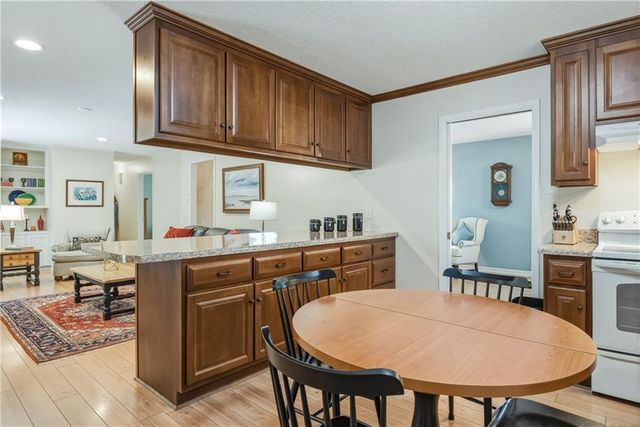 4217 Spring Valley Drive S, Mobile, AL 36693