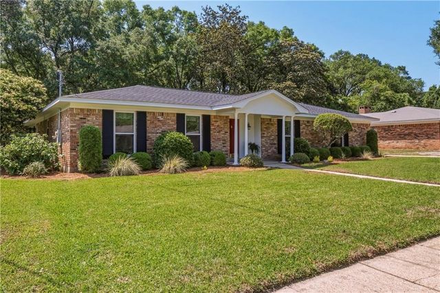4217 Spring Valley Drive S, Mobile, AL 36693