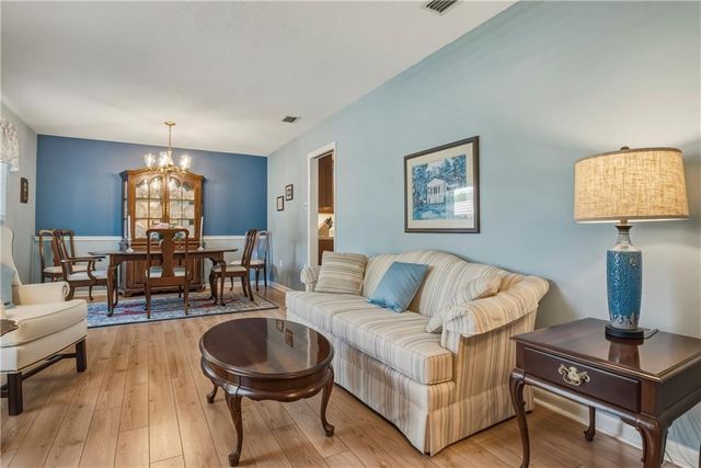 4217 Spring Valley Drive S, Mobile, AL 36693