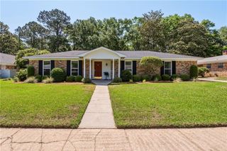 4217 Spring Valley Drive S, Mobile, AL 36693