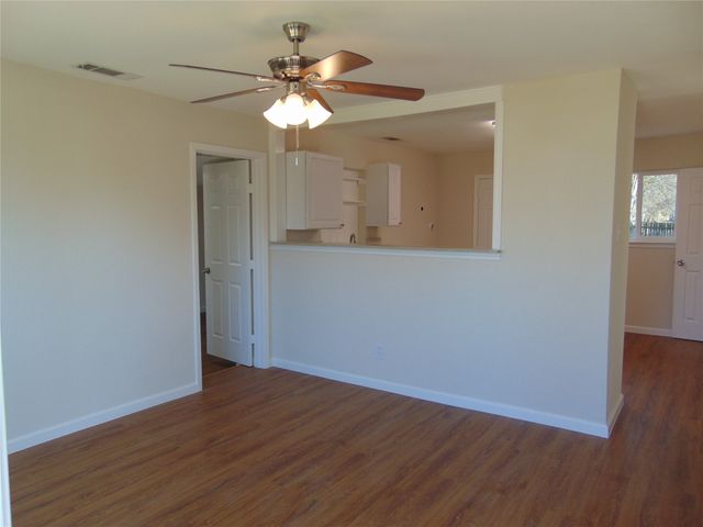 216 Wilmer Heights Drive, Wilmer, TX 75172