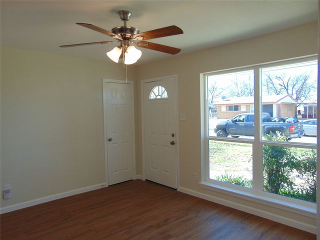 216 Wilmer Heights Drive, Wilmer, TX 75172