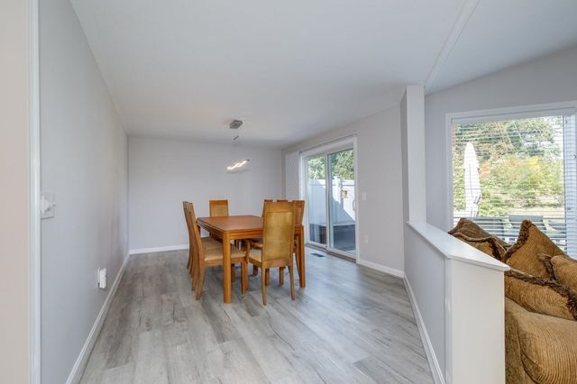 28 Walden Pond Drive, Nashua, NH 03064
