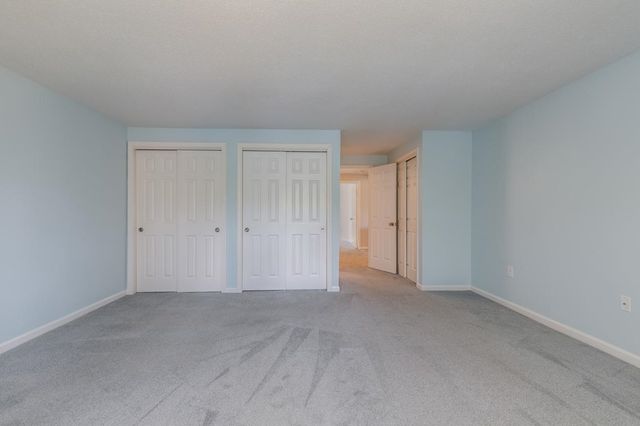 28 Walden Pond Drive, Nashua, NH 03064