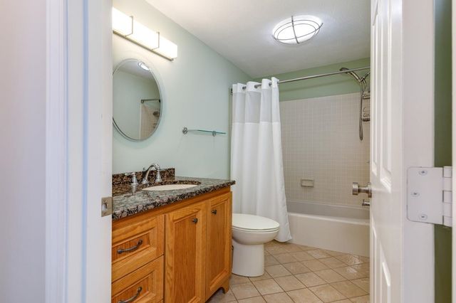 28 Walden Pond Drive, Nashua, NH 03064