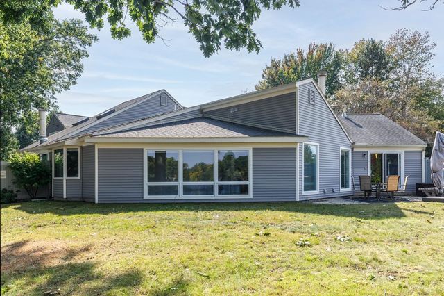 28 Walden Pond Drive, Nashua, NH 03064