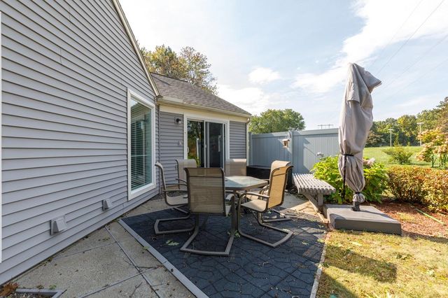 28 Walden Pond Drive, Nashua, NH 03064