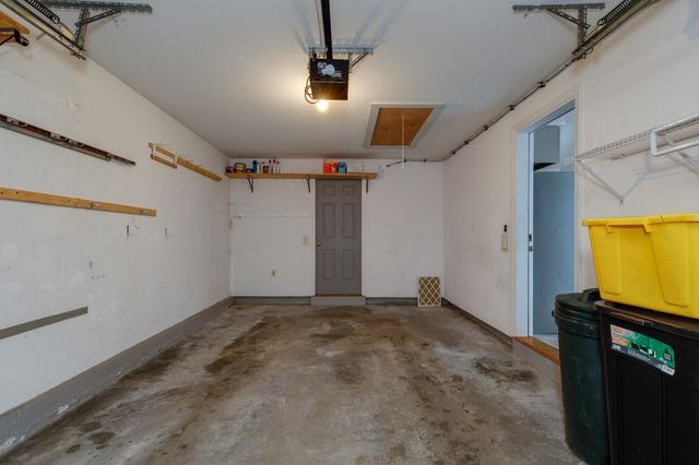 28 Walden Pond Drive, Nashua, NH 03064