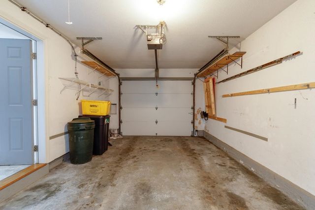 28 Walden Pond Drive, Nashua, NH 03064