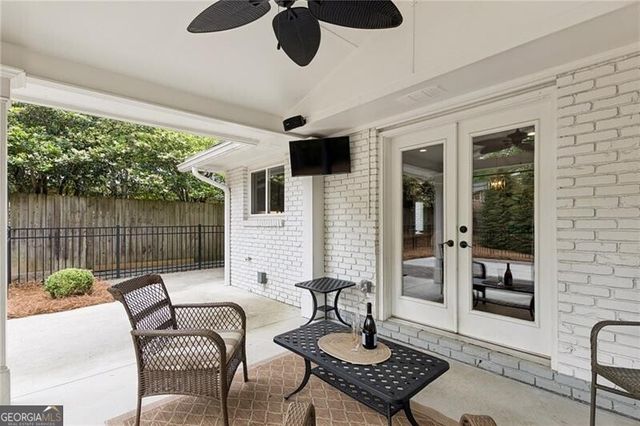 4428 E Kings Point Circle, Atlanta, GA 30338