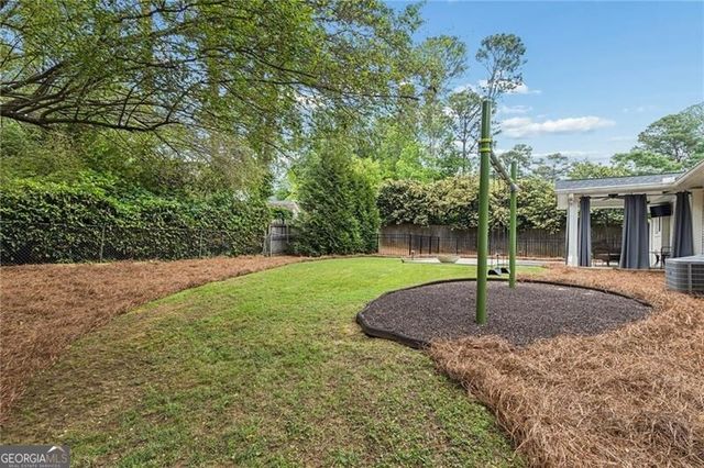 4428 E Kings Point Circle, Atlanta, GA 30338