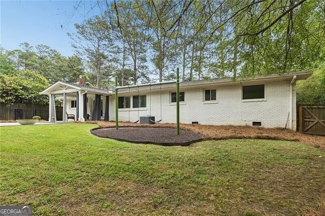 4428 E Kings Point Circle, Atlanta, GA 30338