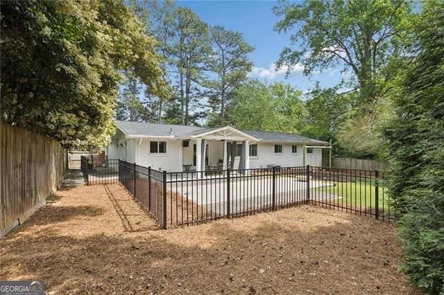 4428 E Kings Point Circle, Atlanta, GA 30338
