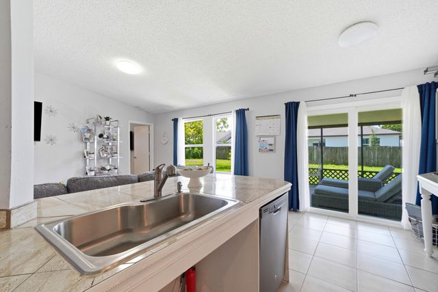 1074 SW BARBAROSA Avenue SW, Port St. Lucie, Port St Lucie, FL 34953